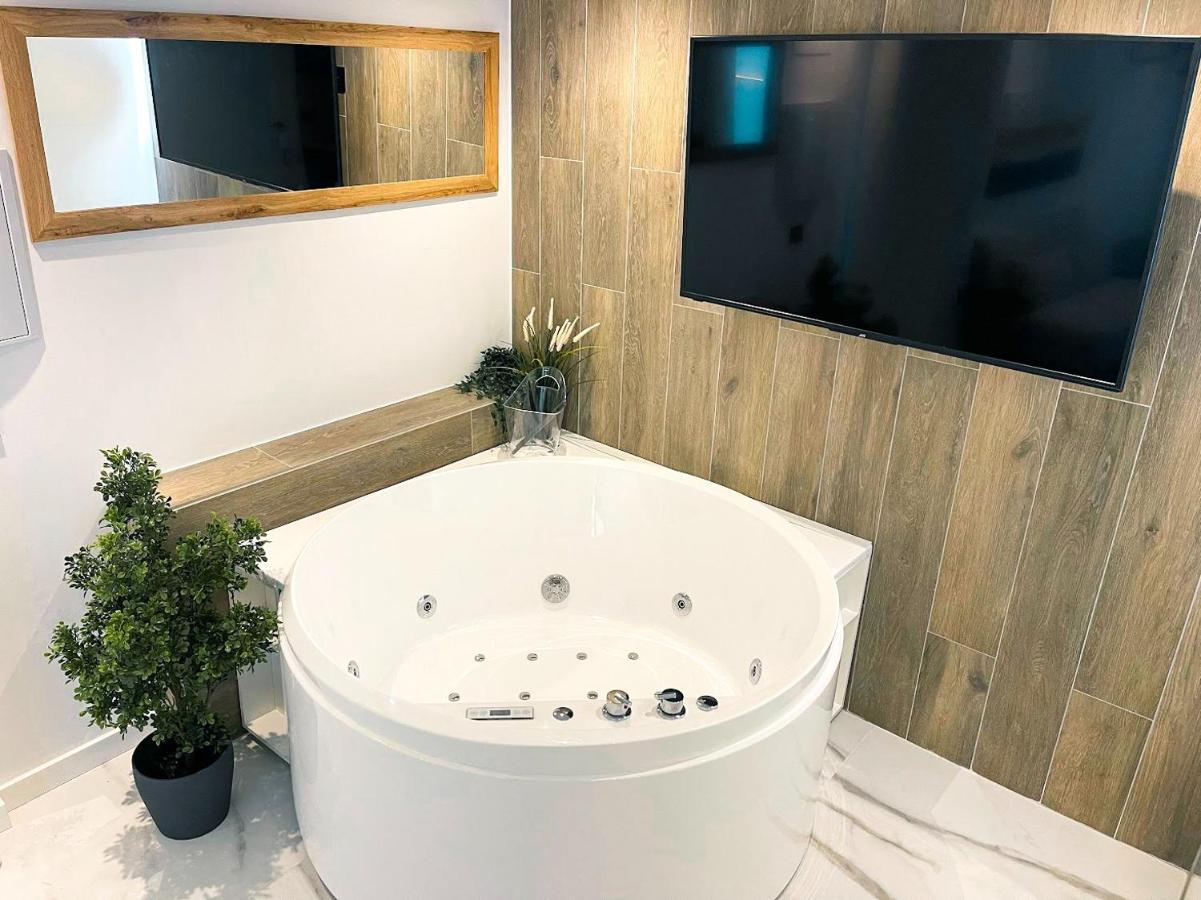 Cordoba Boutique Vv Con Jacuzzi Apartment Екстериор снимка