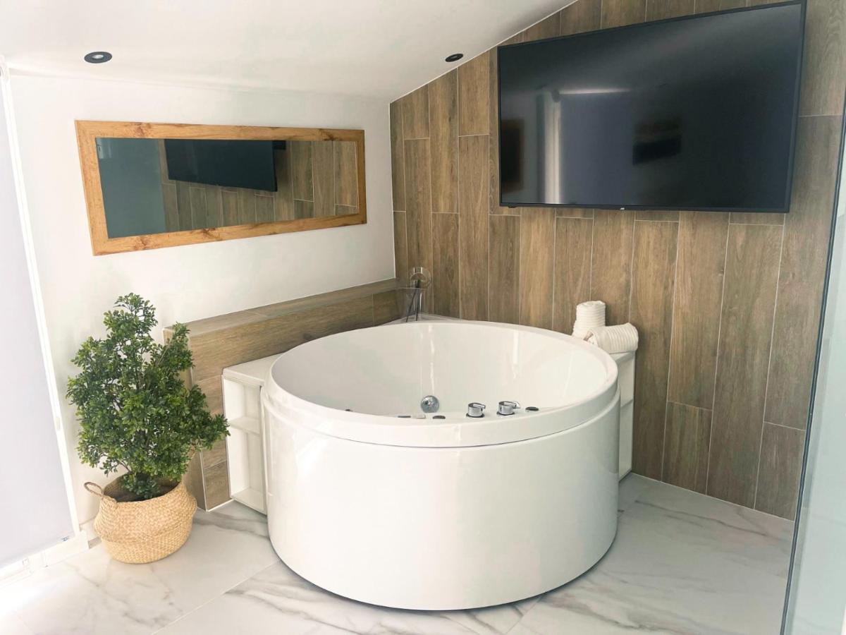 Cordoba Boutique Vv Con Jacuzzi Apartment Екстериор снимка